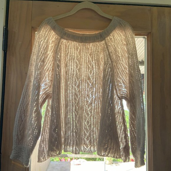 Free People Sweaters - Free People sweater in light grey size Small